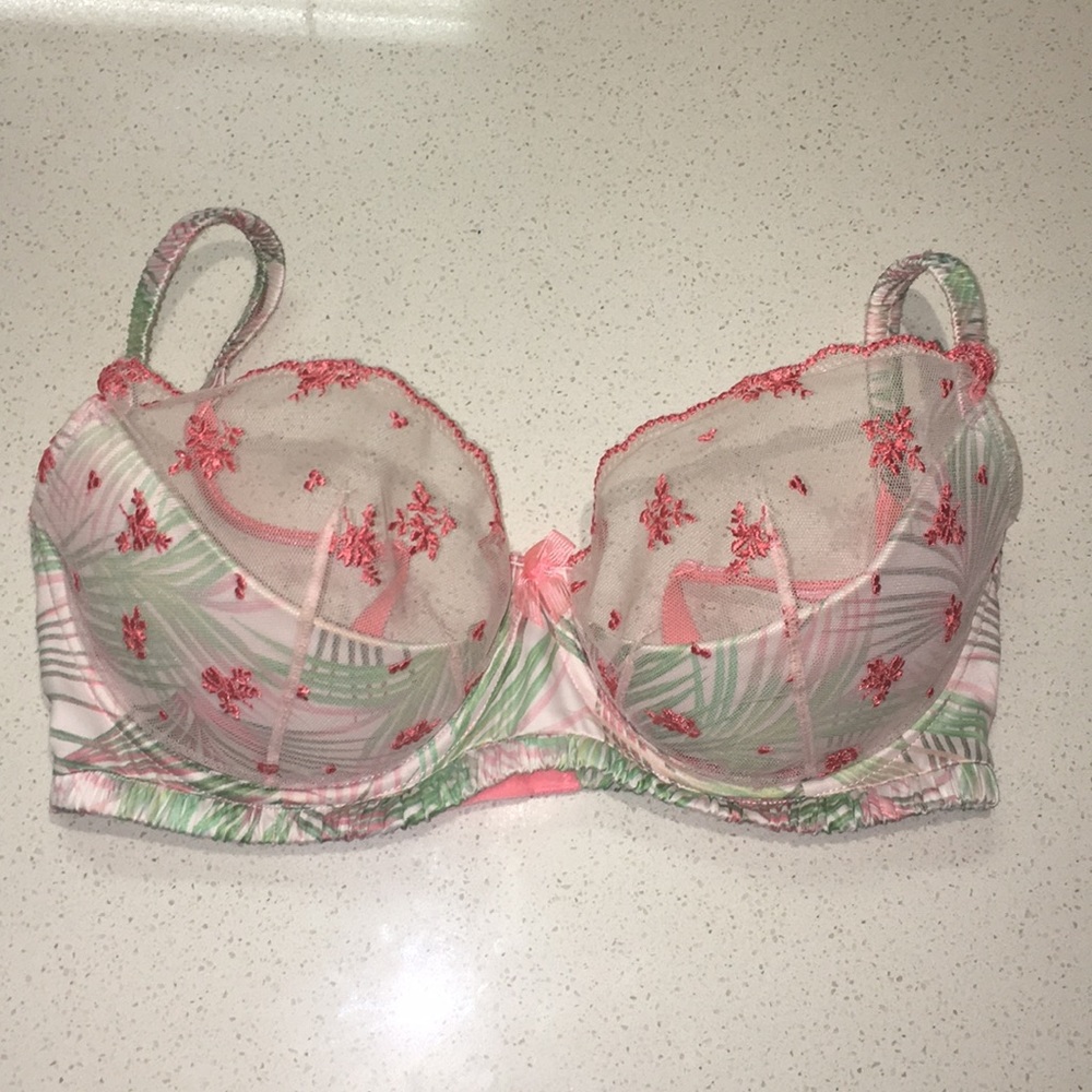 Victoria’s Secret Bra